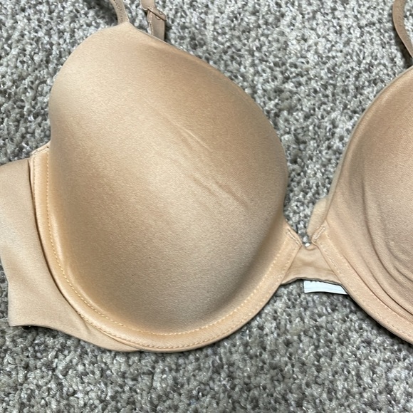 Calvin Klein Bra 32D Underwire Plunge Convertible Beige NWOT - Picture 2 of 7